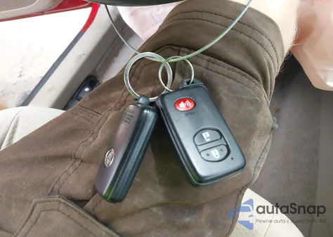 2010 Toyota Prius Ii z USA, uszkodzony, nr VIN JTDKN3DU3A5084229